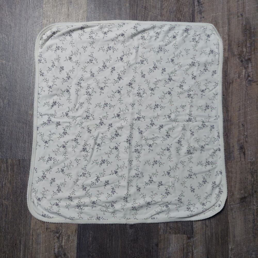 Kissy Kissy Baby Blanket White Purple Floral Print Scalloped Trim